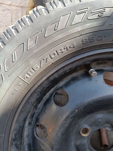 шины r14c: Зимние шины Tigar TG 621 с параметрами 185/70R14 88Q, пара два колеса