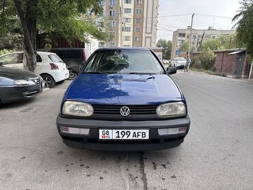 сиденья голф: Volkswagen Golf: 1994 г., 1.8 л, Механика, Бензин