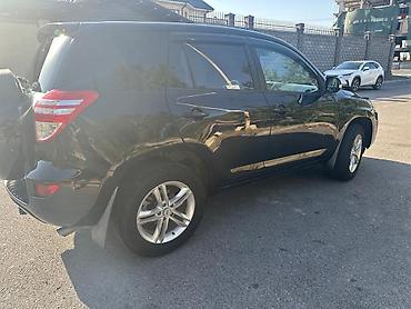 машину под выкуп: Toyota RAV4: 2012 г., 2 л, Автомат, Бензин, Кроссовер — 4