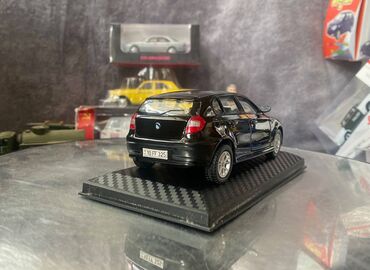Avtomobil modelləri: BMW, 2004 il, 1:35, Dəmir, Ödənişli çatdırılma — 11