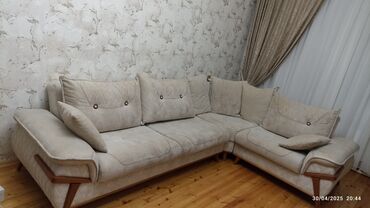 Mətbəx mebeli: Künc divan, İşlənmiş, Açılan, Bazalı, Parça, Çatdırılma yoxdur