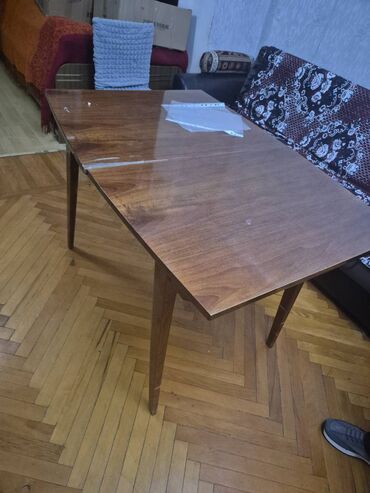 Qonaq otağı dəstləri: İşlənmiş, Servant, Dolab, Jurnal masası, Kredit yoxdur — 23