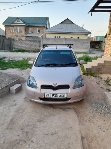 Toyota: Toyota Vitz: 2001 г., 1.3 л, Автомат, Бензин, Хэтчбэк