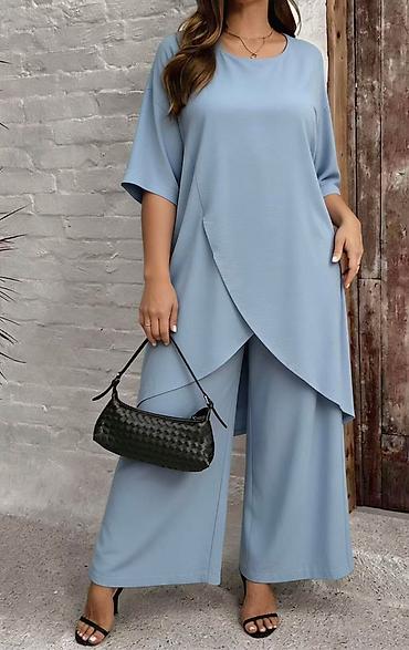 Kompleti: Kompleti
Cena 3600
Vel. do 4xl
V30 — 7