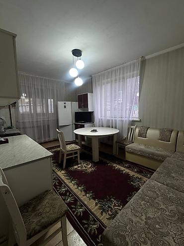 Долгосрочная аренда домов: 300 м², 6 комнат at lalafo.kg — 6 Долгосрочная аренда домов: 300 м², 6 комнат — 6