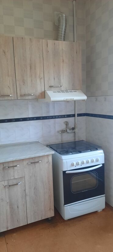 metbex wkaflari: Bu mətbəx dəsti rahatlıq və funksionallığı bir araya gətirir. Divar