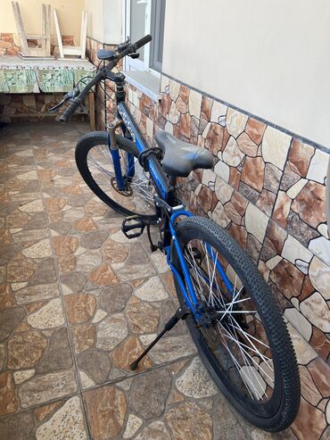 yük velosipedi: İşlənmiş Şose velosipedi Adidas, 29", sürətlərin sayı: 7, Ödənişli çatdırılma