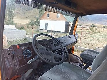 е 303 302: Грузовик, Mercedes-Benz, Дубль, 5 т, Б/у — 8