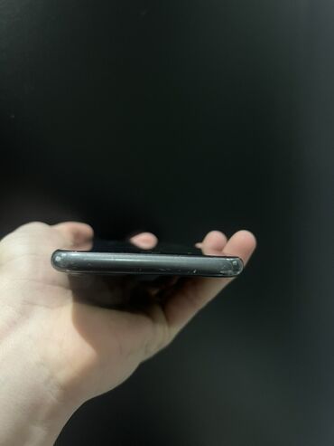 Apple iPhone: IPhone 11, 64 GB, Qara, Barmaq izi, Simsiz şarj, Face ID — 5