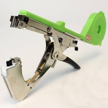 Baštenski alati i oprema: Makaze za vezivanje voca - tapetool. Cena 2700din. Vezačica tapetool — 10