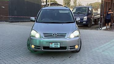 Унаа сатуу: Toyota Ipsum: 2003 г., 2.4 л, Автомат, Бензин, Вэн/Минивэн — 2