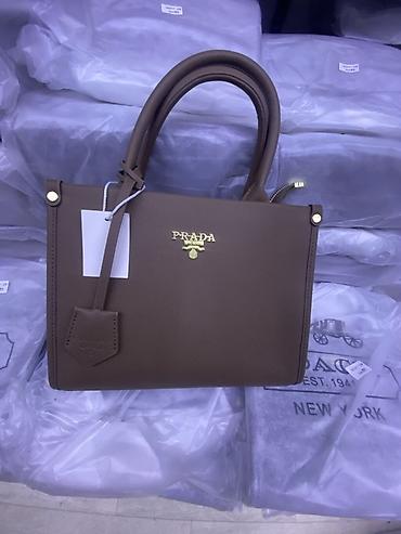 сумка prada: Женская сумка-тоут Prada - Формат: компактный тоут/мини-шоппер с — 3