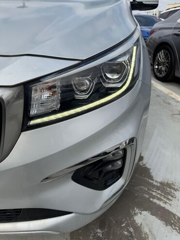 Kia: Kia Carnival: 2019 г., 2.2 л, Автомат, Дизель, Минивэн — 18
