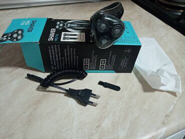 телефон флай фс458: Yenicə alinmiş SHAVER mg718 Üzqirxani satilir. Tam təzədir. Qiyməti 40