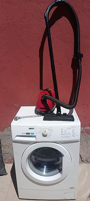 dynacord 1600 3: Nikkura AVC225 tozsoran - Güc: 1800 W - Rəng: qırmızı - Tip: torbalı — 2