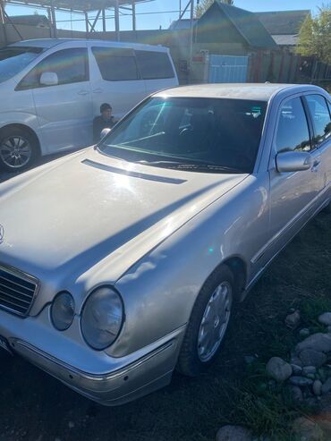 двигатель спринтер 2 2: Mercedes-Benz 220: 2001 г., 2.2 л, Автомат, Дизель, Седан