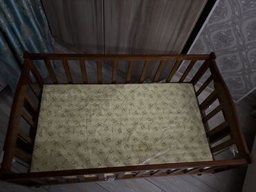 кованная мебель: Детская кровать сатылат жаны баасы 1700 сом