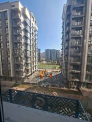 недвижимость в карабалта 3комнатная квартира: 3 бөлмө, 104 кв. м, Элитка, 4 кабат, ПСО (өзү оңдоп түзөтүп бүтүү үчүн)