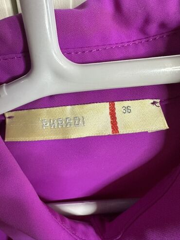 Dəstlər, kostyumlar: Qadın geyim dəsti -geyimlerin her biri 5 manatdl cox yaxsl — 65