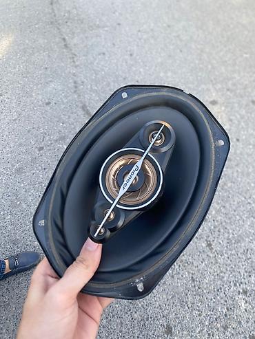 s1000rr qiymeti: 2 650w, 2 700w, 2 750w Pioneer kalonka satılır.Yanında tülpan — 3