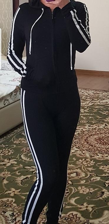 Спортивные костюмы: Отдам вещи даром нуждающимся! — 15