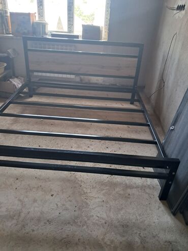 Книжные полки: Металлическая - Тип: Стеллаж - Стиль: Лофт/Индустриальный - Материал — 10