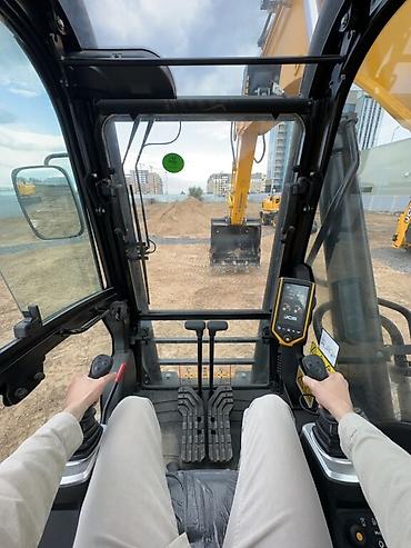 Экскаваторы: Экскаватор, JCB, Гусеничный — 2