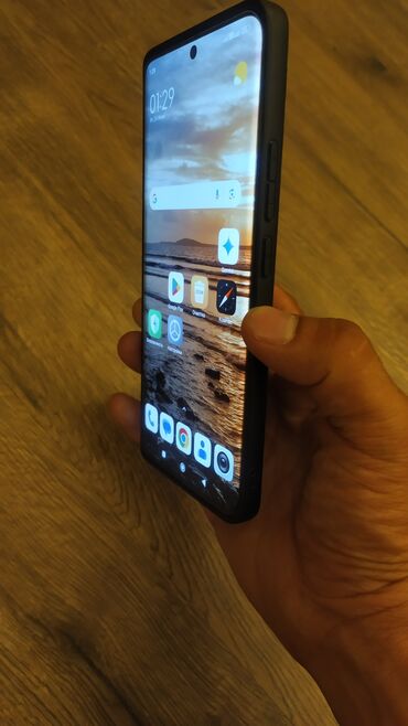 универсальные мобильные батареи для планшетов vinsic: Redmi, Redmi 13, Колдонулган, 8 ГБ, түсү - Кара, 2 SIM
