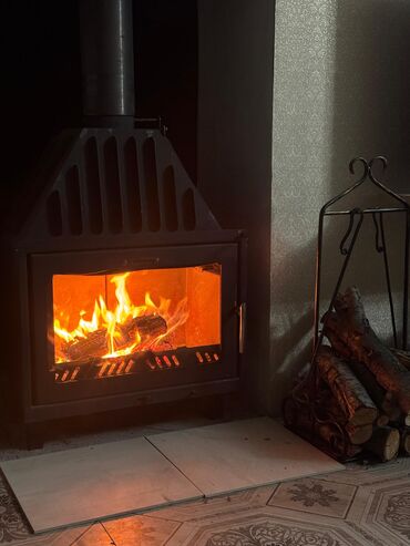 Продажа домов: Дом, 280 м², 8 комнат, Собственник — 26