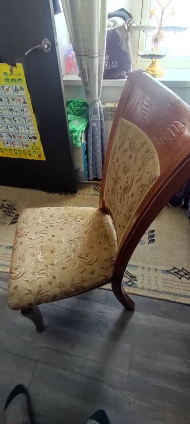 Стулья для кухни: Стул для кухни, Б/у, Дерево — 8