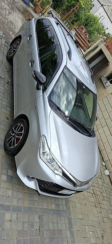 Toyota: Toyota Corolla: 1.5 l | 2015 il Universal — 15