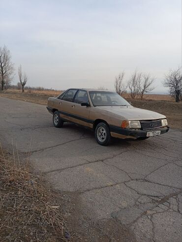 Audi: Audi 100: 1986 г., 1.8 л, Механика, Бензин, Седан