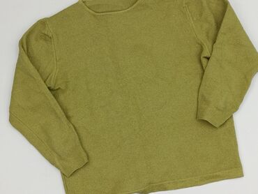 Sweter damski w odcieniu zieleni. Charakteryzuje się okrągłym dekoltem