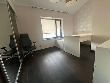 Долгосрочная аренда домов: 350 м², 5 комнат, Парковка, Амбарная, Утепленный — 26