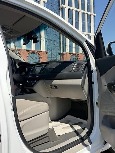 Kia: Kia Carnival: 2020 г., 2.2 л, Автомат, Дизель, Минивэн — 25