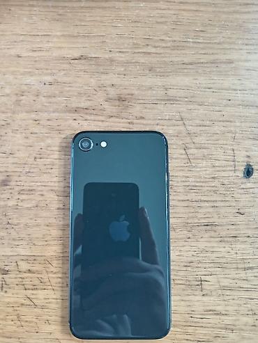 iphone aux: IPhone 8, 64 GB, Qara, Barmaq izi — 2