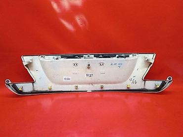 ls600h: Накладка крышки багажника Lexus, 2007 г., Б/у, Оригинал — 4
