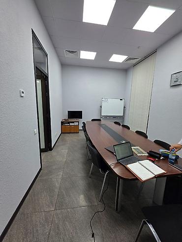 Аренда помещений свободного назначения: Сдается 2 этажное коммерческое помещение 540 кв м Адрес - — 9