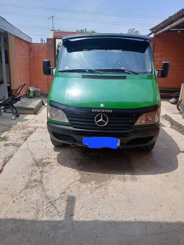 женил жук ташуучу машина: Жүк ташуучу унаа, Mercedes-Benz, Дубль