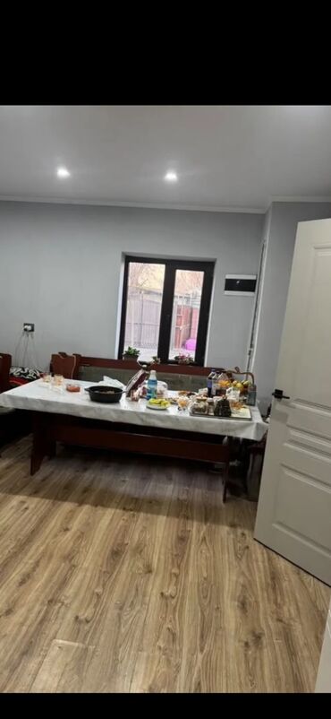 дом матросова: 65 кв. м, 3 бөлмө, Забор, тосулган