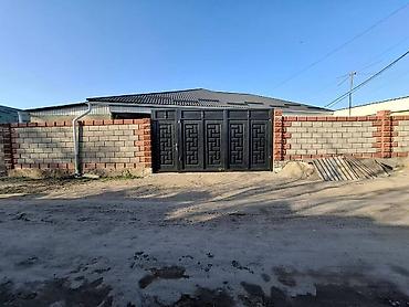 Продажа коттеджей и домов: 🏡 Продаётся дом в г. Бишкек, Первомайский р-н (Киркомстром) 📐 94 м² | — 2