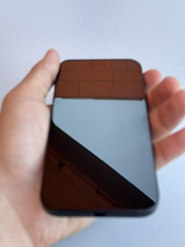 ayfon 16 e: IPhone 15, 128 GB, Qara, Face ID, Simsiz şarj — 3