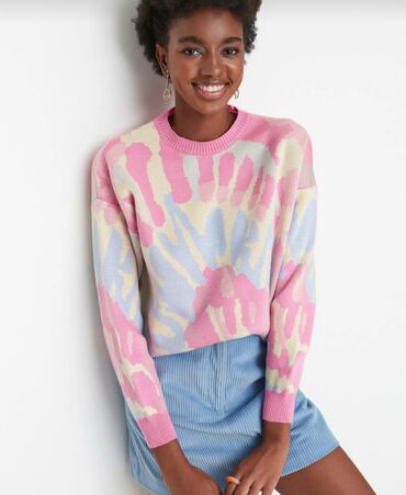 Женский свитер M (EU 38), цвет - Розовый
