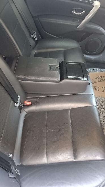 Renault: Renault 9 : 2019 г., Седан — 7