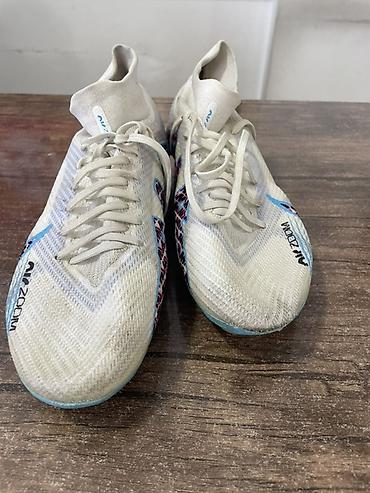 butsları: Butslar Nike, Ölçü: 41, İşlənmiş — 5