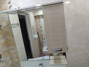 Hamam üçün aksessuarlar: Hamam üçün lavabo və şkaf dəsti spot və razetkası da var
80 sm -da lalafo.az — 5 Hamam üçün aksessuarlar: Hamam üçün lavabo və şkaf dəsti spot və razetkası da var
80 sm — 5