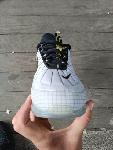 Women's Sneakers and athletic shoes: 46 — 14