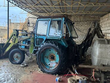 Traktorlar: Işlək vəziyyətdə - Güclü dizel mühərrik, mexaniki sürətlər qutusu - — 9