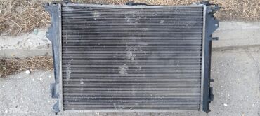 İnterkuler radiatorları: Avtomobil radiatoru, mühərrikin soyutma sisteminin əsas hissəsidir. O