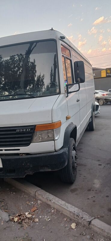 продаю или меняю мерс 814: Легкий грузовик, Mercedes-Benz, Стандарт, Б/у